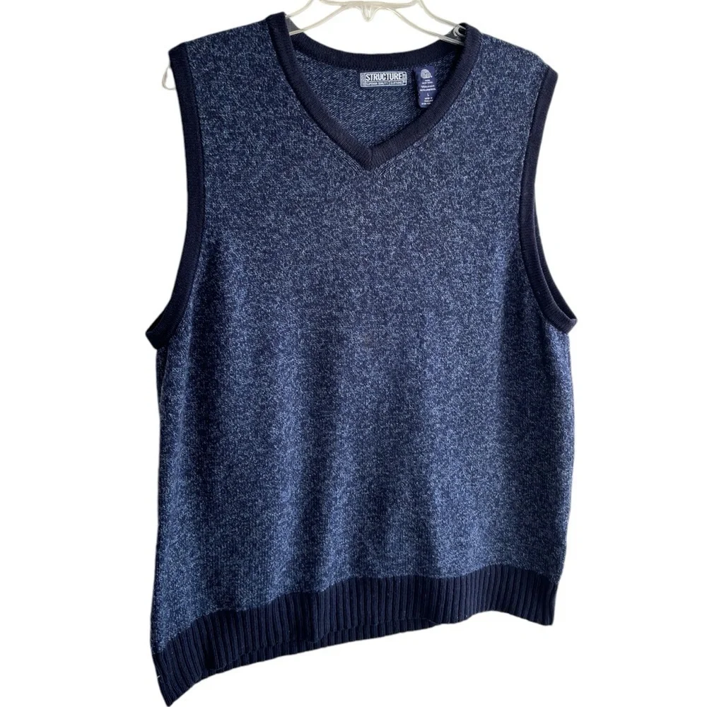 Structure sweater vest